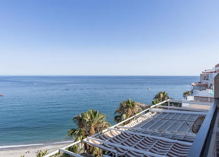 Atico Primera Linea De Playa 아파트 Almuñécar